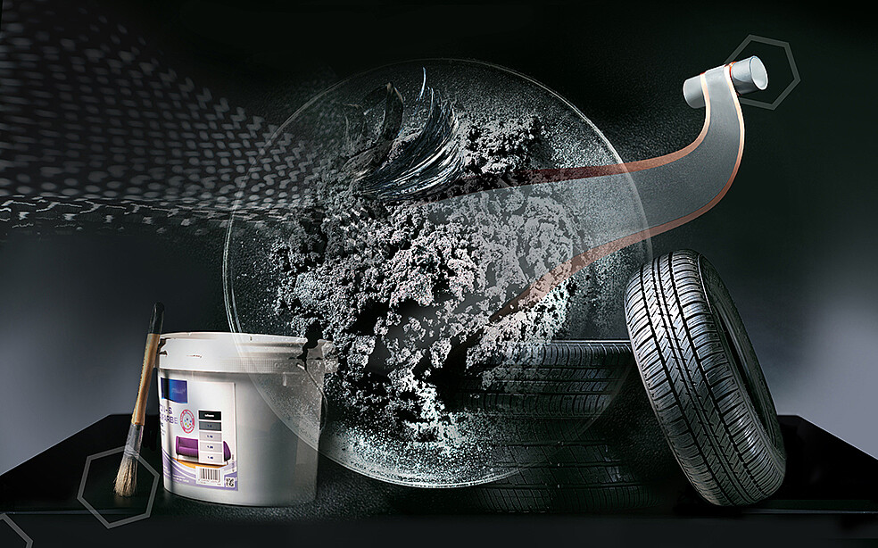 Carbon black is used industrially as an admixture in many applications and products, such as carbon fiber reinforced plastics (CFRP), electrode foils, car tires or paints. The high-purity carbon powder has so far been produced in combustion processes. In the NECOC project, carbon black is produced sustainably from carbon dioxide in the air with the help of an innovative process. (Image: KIT)
