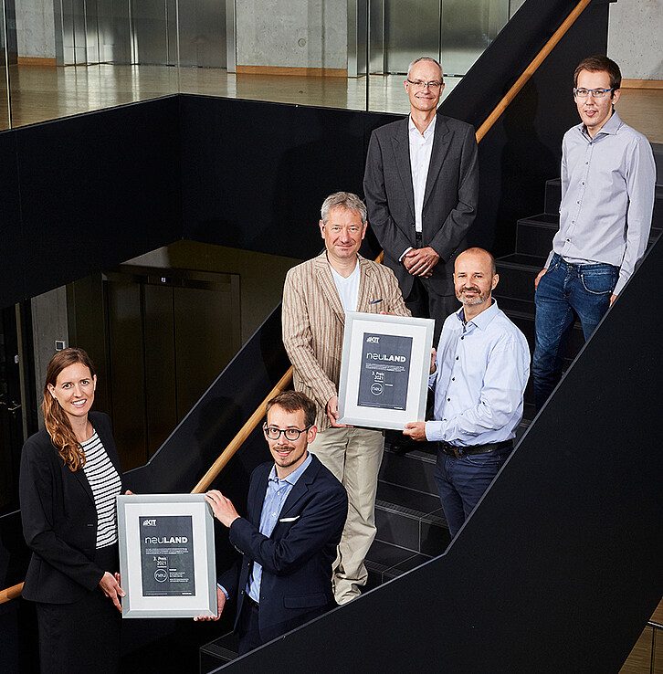 Das im NukPlaRStoR-Projekt entwickelte Modell zur optimierenden Projektplanung wurde im Juni 2021 beim Innovationswettbewerb NEULAND des KIT in der Kategorie Transferpreis mit dem 3. Preis ausgezeichnet. (Bild: Magali Hauser / KIT)