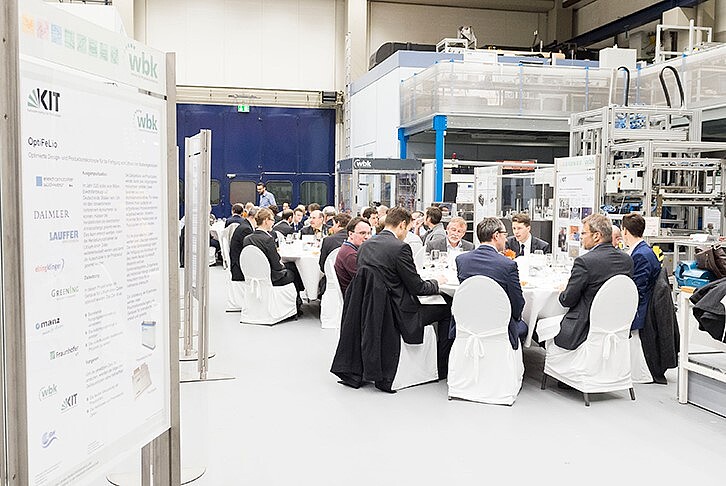 Der KIT-Business-Club bietet seinen Mitgliedsunternehmen seit 2009 außergewöhnliche Einblicke in die Forschung am KIT. Foto: KIT