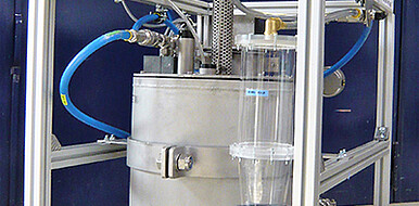 At the institute a prototype installation of the magnetic separation process was realized. In addition to the separation of the steel particles, the cutting material used is recovered and recycled.