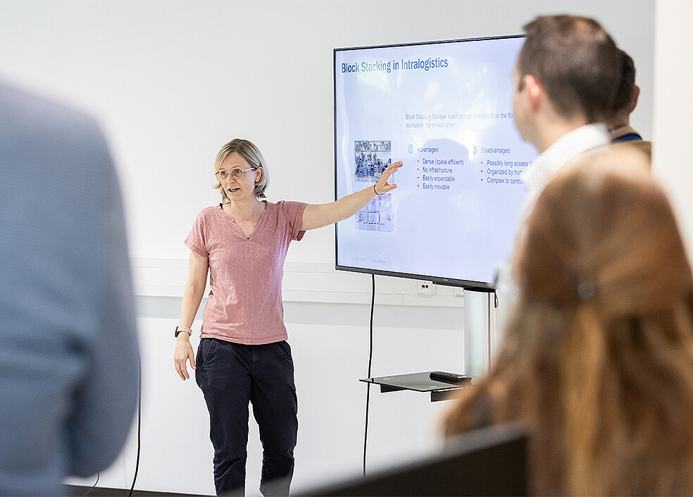 Prof. Dr.-Ing. Anne Meyer sprach über Data Science und Decision Making direkt im Institut für Informationsmanagement im Ingenieurwesen (IMI). (Foto: KIT)