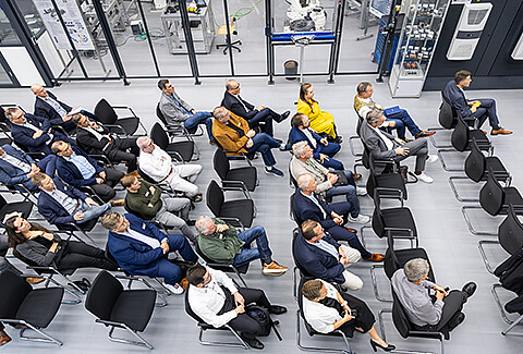 Sustainable, digital, cooperative: KIT explores opportunities in the circular economy