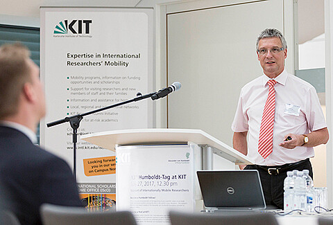 Professions in technology transfer: Licensing manager