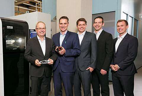 Tradition meets high-tech in 3D freeforms