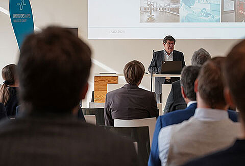 Blinddate with the future