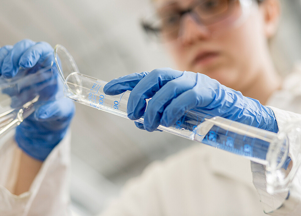 Zur Kommerzialisierung von Forschungsreagenzien bietet Ximbio eine Online-Plattform für die Life-Science-Community. Hier können Forscher/innen publizierte Reagenzien mit wenig Aufwand zum Verkauf für andere Forschungseinrichtungen und Unternehmen anbieten. (Bild: KIT)