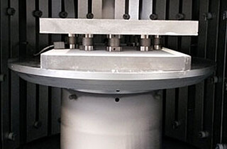 Deformation control for diffusion bonding 