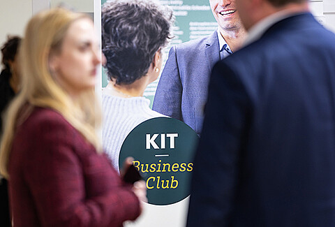 Welcome, colleague AI: How artificial intelligence is redefining our working world