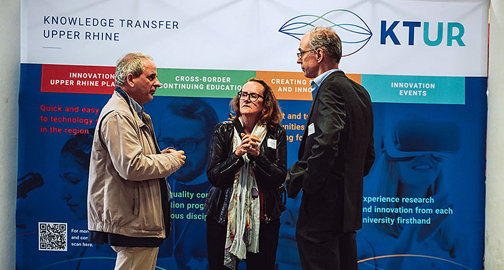 Knowledge Transfer Upper Rhine (KTUR) steht für eine trinationale Partnerschaft zwischen öffentlicher Forschung und Industrie. Ein reger Austausch ist der Schlüssel für die erfolgreiche wirtschaftliche Entwicklung einer Region. (Bild: KIT)